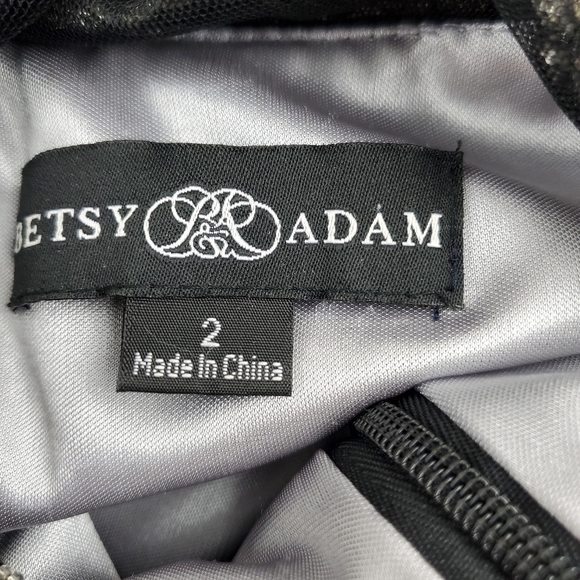 Betsy & Adam black formal embellished gown 2 - Picture 5 of 10